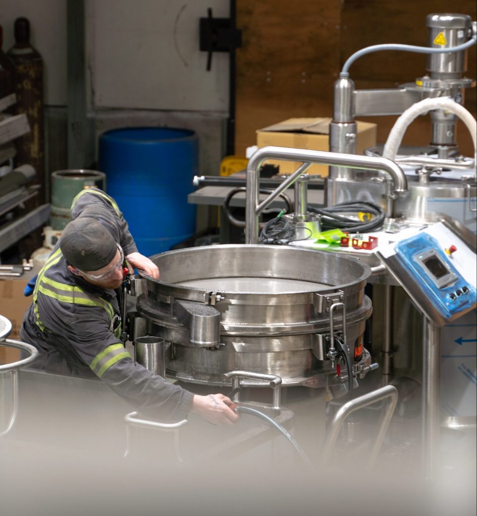 Canadian welder overlooking solventless extraction machine